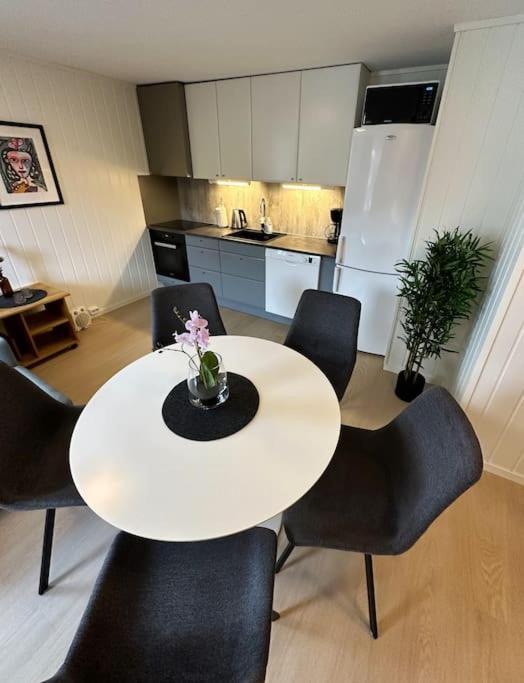 טרומסה Moderne Sentral Leilighet Med 3 Soverom - Saltus מראה חיצוני תמונה